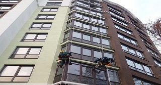 Установка крыши на балкон Наро-Фоминск цена от 1021 руб. м/2.